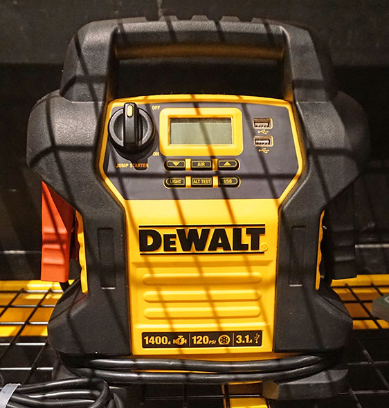 Dewalt 1400 Jump Starter Manual