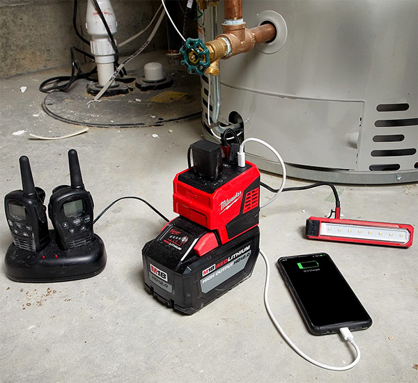 New Milwaukee M18 TopOff USB and AC Power Adapter